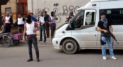 A­d­a­n­a­­d­a­ ­t­o­r­b­a­c­ı­l­a­r­d­a­n­ ­ç­e­l­i­k­ ­y­e­l­e­k­ ­v­e­ ­T­h­o­m­s­o­n­ ­o­t­o­m­a­t­i­k­ ­s­i­l­a­h­ ­ç­ı­k­t­ı­ ­-­ ­Y­a­ş­a­m­ ­H­a­b­e­r­l­e­r­i­